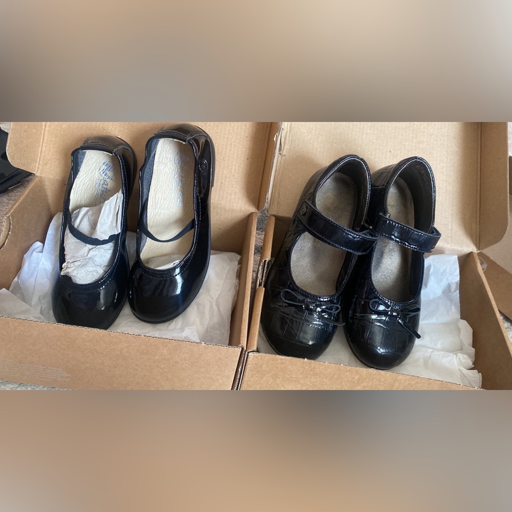 Naturino size 26 baller sandels